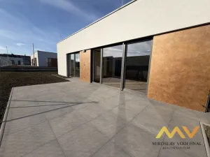 Pronájem rodinného domu, Hradec Králové - Svobodné Dvory, Milana Morávka, 121 m2