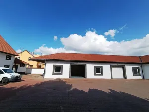 Pronájem skladu, Praha - Březiněves, Na hlavní, 374 m2