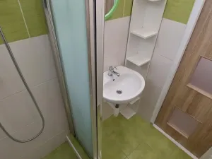 Pronájem bytu 1+kk, Valašské Meziříčí - Krásno nad Bečvou, Zašovská, 24 m2