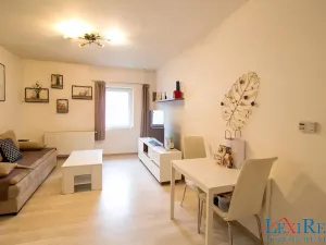 Pronájem bytu 2+kk, Praha - Čakovice, Cukrovarská, 57 m2