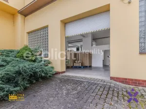 Prodej výrobních prostor, Zlín - Malenovice, třída 3. května, 3394 m2