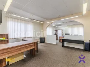 Prodej výrobních prostor, Zlín - Malenovice, třída 3. května, 3394 m2