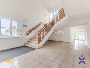 Prodej výrobních prostor, Zlín - Malenovice, třída 3. května, 3394 m2