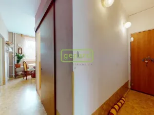 Prodej bytu 2+1, Děčín, Oblouková, 61 m2