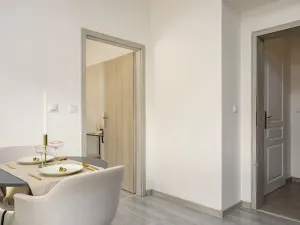 Pronájem bytu 2+kk, Praha - Vršovice, Košická, 36 m2