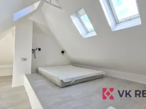 Pronájem bytu 1+kk, Praha - Braník, Branická, 50 m2