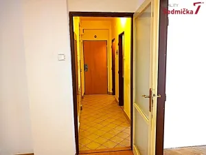 Prodej bytu 3+1, Žďár nad Sázavou, Nezvalova, 67 m2