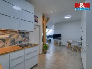 Pronájem bytu 3+kk, Plzeň - Doubravka, Školní, 60 m2