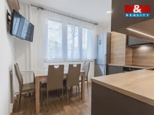 Prodej bytu 4+1, Klatovy - Klatovy III, Pod Hůrkou, 81 m2