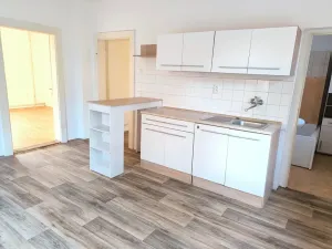 Pronájem bytu 2+1, Děčín, U Dvora, 66 m2