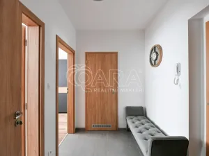 Pronájem bytu 2+kk, Praha - Uhříněves, Karla Guta, 58 m2