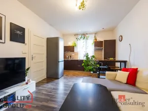 Prodej bytu 2+1, Hradec Králové, Okružní, 50 m2