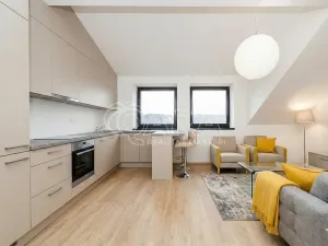 Prodej vícegeneračního domu, Chocerady, 245 m2