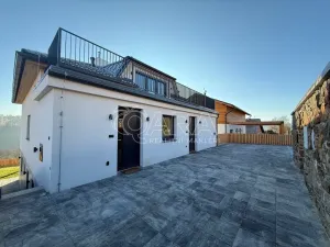 Prodej vícegeneračního domu, Chocerady, 245 m2