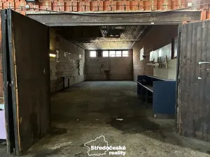 Pronájem skladu, Slapy, 1244 m2