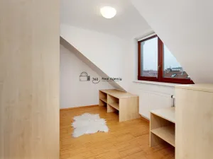 Prodej bytu 4+kk, České Budějovice - České Budějovice 3, Skuherského, 99 m2