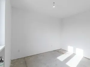 Prodej bytu 3+1, Bílovec, Radotínská, 57 m2