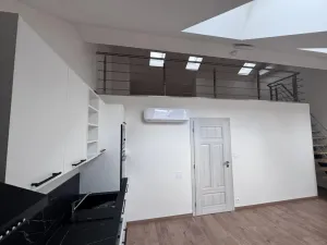 Pronájem bytu 3+kk, Praha - Střešovice, Na Petynce, 59 m2
