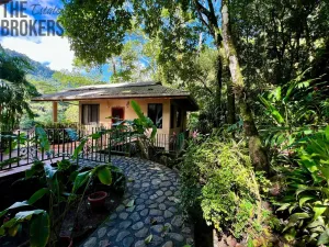 Prodej rodinného domu, La Ceiba, Honduras, 4080 m2