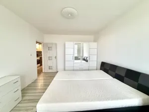 Pronájem bytu 2+1, Chomutov, Zahradní, 61 m2