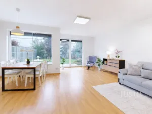 Prodej rodinného domu, Praha, Na plužině, 158 m2