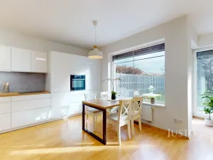 Prodej rodinného domu, Praha, Na plužině, 158 m2