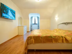 Prodej bytu 3+kk, Karlovy Vary, Divadelní náměstí, 137 m2