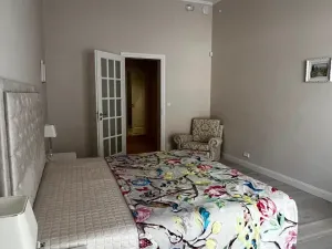 Prodej bytu 3+kk, Karlovy Vary, Divadelní náměstí, 147 m2