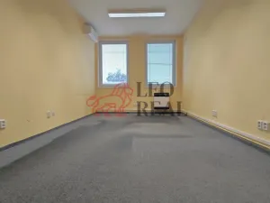 Pronájem kanceláře, Pečky, Chvalovická, 71 m2
