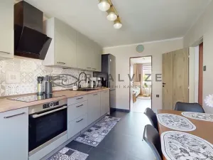 Prodej rodinného domu, Velešín, U Přehrady, 200 m2