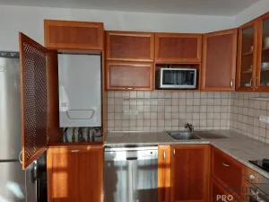 Pronájem bytu 2+kk, Praha, Benická, 80 m2