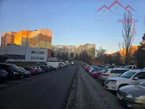 Prodej bytu 2+1, Chomutov, Holešická, 62 m2