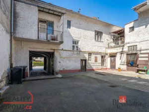 Prodej atypického bytu, Blansko, nám. Svobody, 309 m2