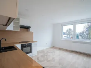 Pronájem bytu 2+kk, Liberec, 42 m2