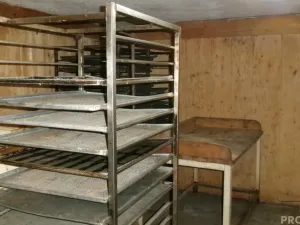 Pronájem výrobních prostor, Střelice, 120 m2