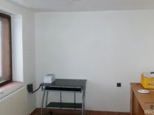 Pronájem výrobních prostor, Střelice, 120 m2