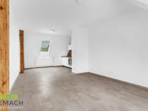 Pronájem bytu 1+kk, Uherské Hradiště, Sokolovská, 35 m2