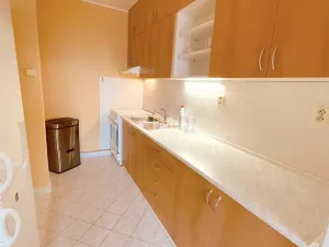 Prodej bytu 2+kk, Praha - Prosek, Vysočanská, 47 m2