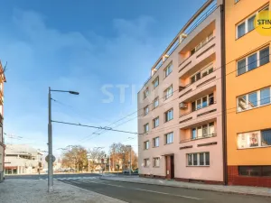 Prodej bytu 3+kk, Pardubice, Sladkovského, 77 m2