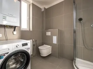 Pronájem bytu 1+kk, Praha - Nové Město, Lípová, 48 m2