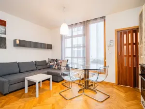Pronájem atypického bytu, Praha - Staré Město, Bílkova, 40 m2
