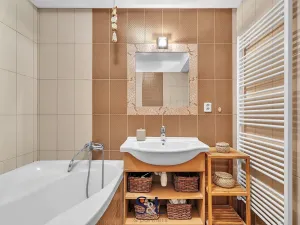 Prodej bytu 3+kk, Liberec, U Slunečních lázní, 96 m2