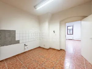 Pronájem obchodního prostoru, Praha - Karlín, Sokolovská, 85 m2