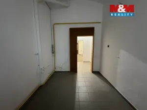 Pronájem kanceláře, Chrudim - Chrudim II, Široké schody, 31 m2
