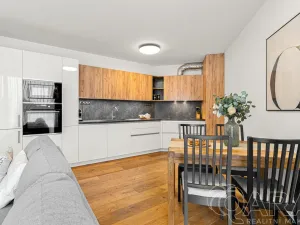 Prodej bytu 3+kk, Praha, Na Křtině, 82 m2