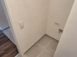 Pronájem bytu 2+kk, Praha - Kamýk, Hodkovická, 56 m2