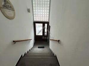 Prodej bytu 2+1, České Budějovice, Komenského, 65 m2