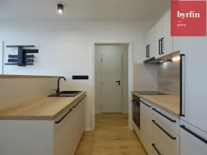 Pronájem bytu 2+kk, Opava, Hlavní, 38 m2