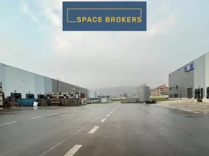 Pronájem skladu, Ústí nad Labem, 2000 m2