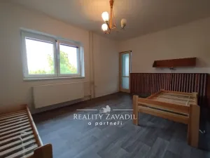 Pronájem rodinného domu, Hněvkovice - Nová Ves u Dolních Kralovic, 180 m2